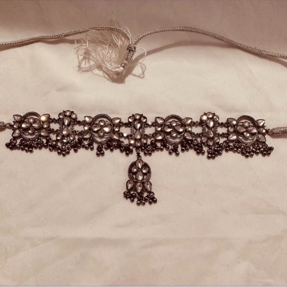 Kundan Silver Necklace - Picture 5 of 9